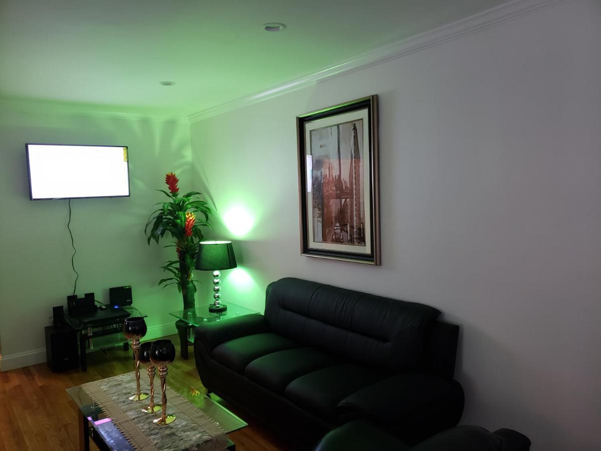 Comfortable Holiday Homestay Нью-Йорк Экстерьер фото